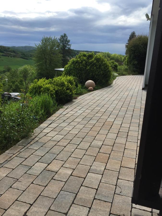 Idyllisch Wohnen Im Weserbergland - Bungalow Mit Phantastischer Aussicht Fuer 4 Personen Polle Luaran gambar